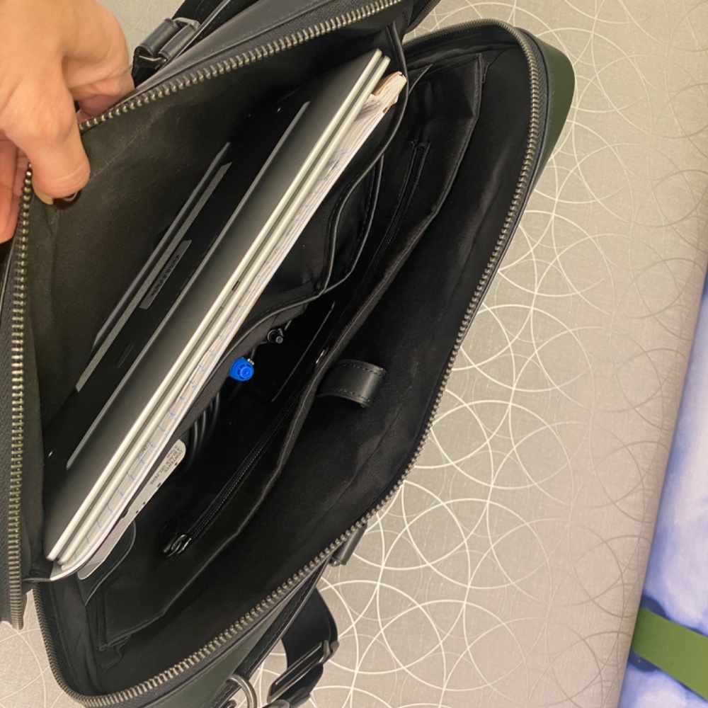 Coach laptop bag - Picture 2 of 2